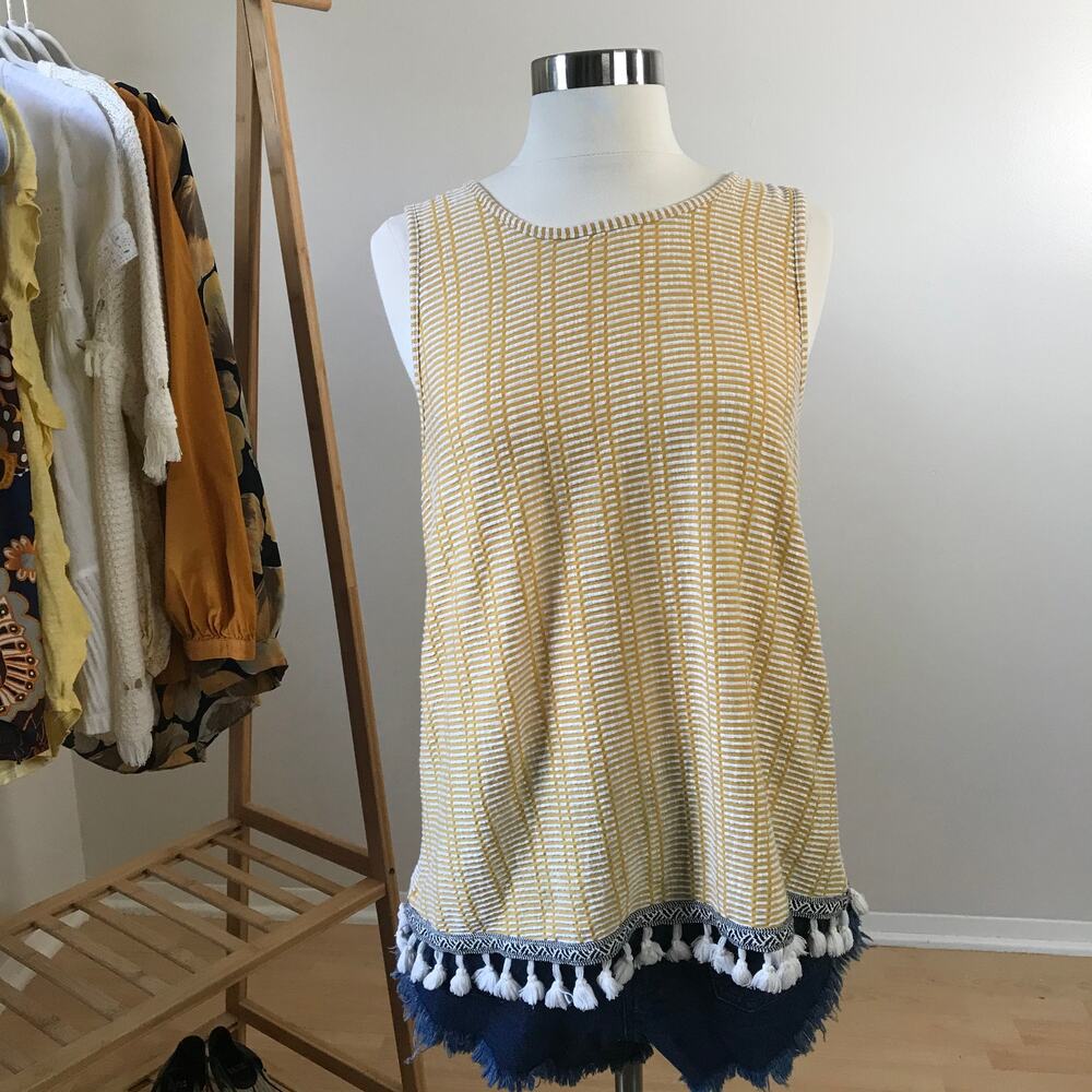 W5 • Tassel Sleeveless Tank